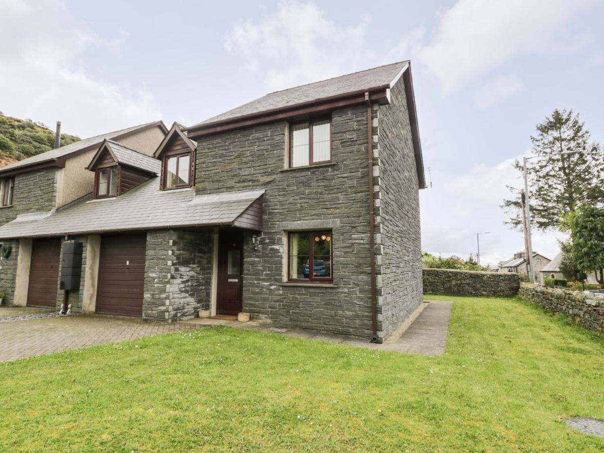 6 Stad Yr Ysgol Blaenau Ffestiniog ภายนอก รูปภาพ